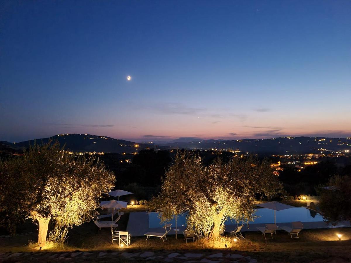 La Maggiolina Country House Montelabbate Екстериор снимка