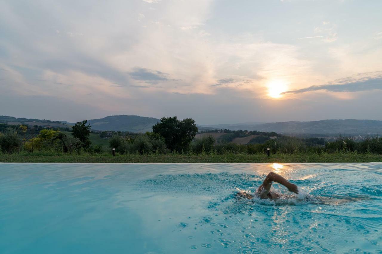 La Maggiolina Country House Montelabbate Екстериор снимка